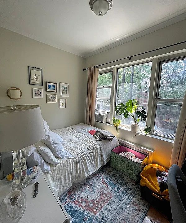 1st image of 235 E 27th St #2A
