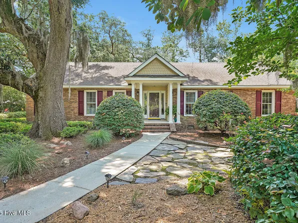 693 River Road SE, Leland, NC 28451