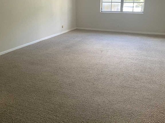 4th image of 2426 SE Seventeen Street Cswy #103A