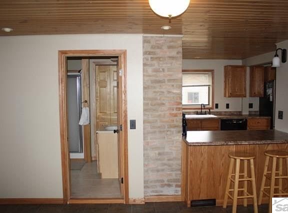 5th image of 2316 Maryland Ave