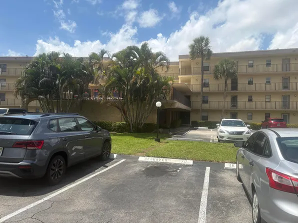 9355 SW 8th Street #225, Boca Raton, FL 33428