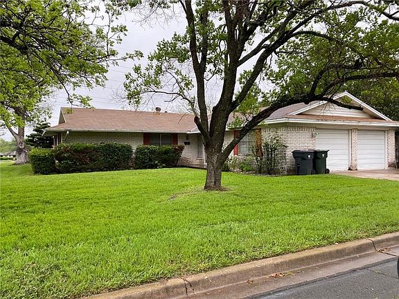 3rd image of 6106 Landmark Dr