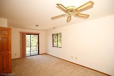 4th image of 24135 Cresta Dr