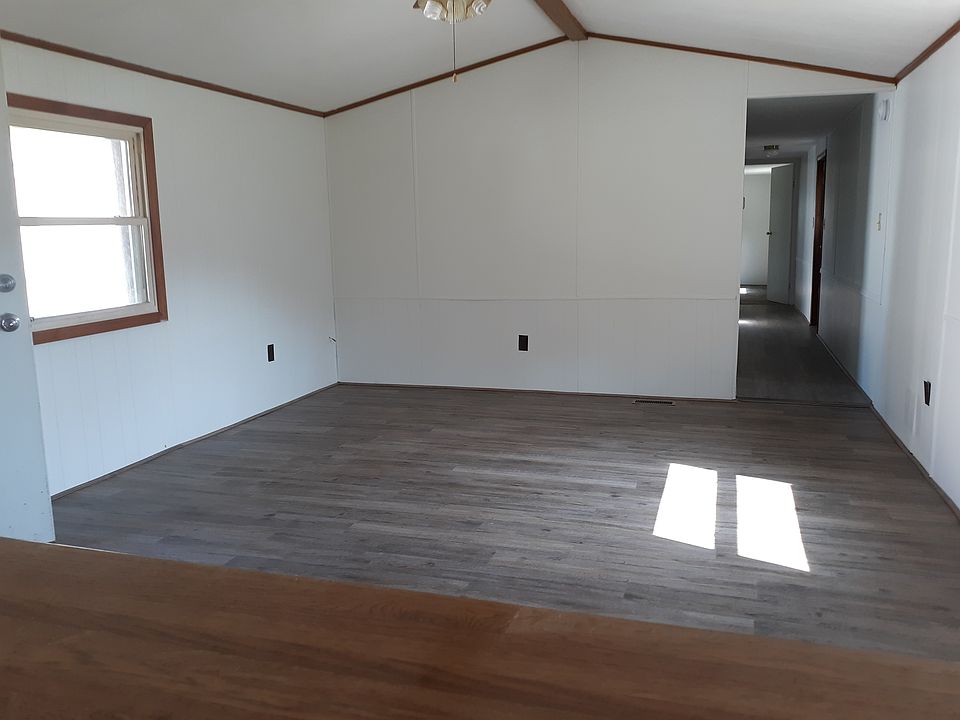 1st image of 138 Norton Dr