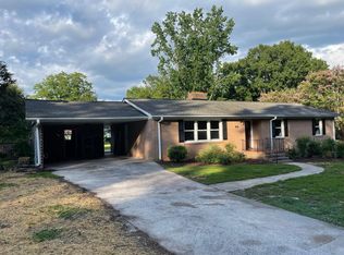 105 Spring Valley Rd, Greenville, SC 29615