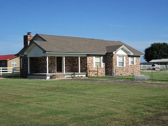 1st image of 18913 County Road 3 Dr