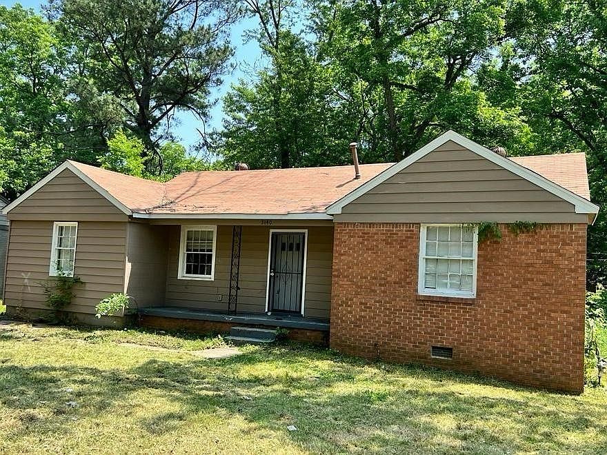 1st image of 3140 Saint Charles Dr