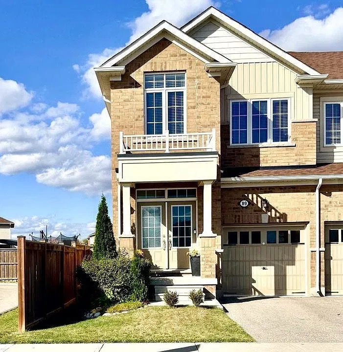 89 Hartley Ave