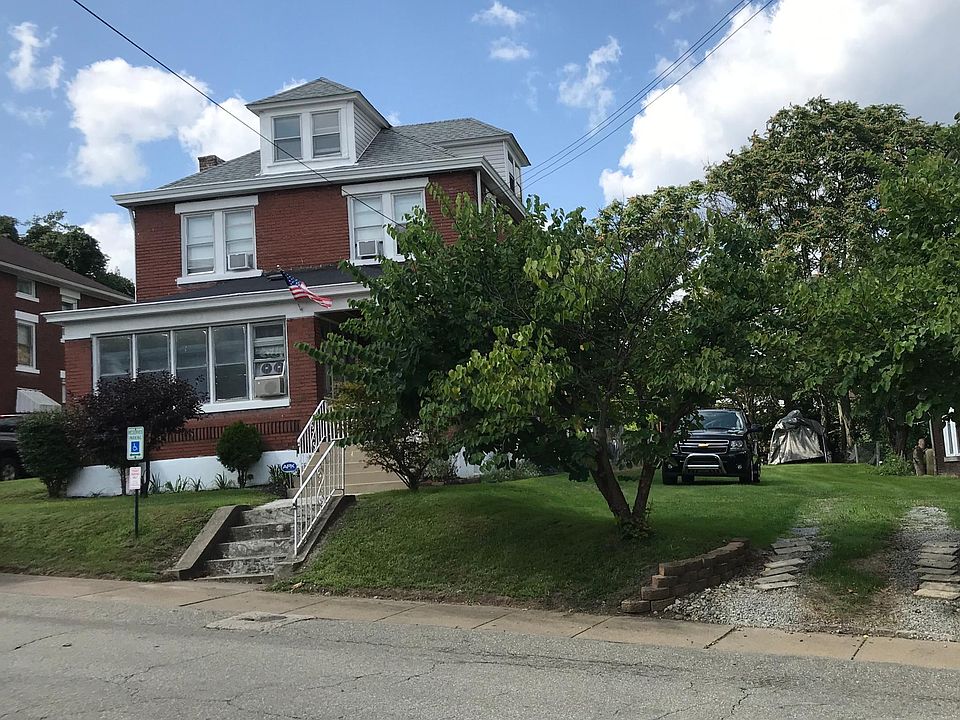 1st image of 32 Overland Ave