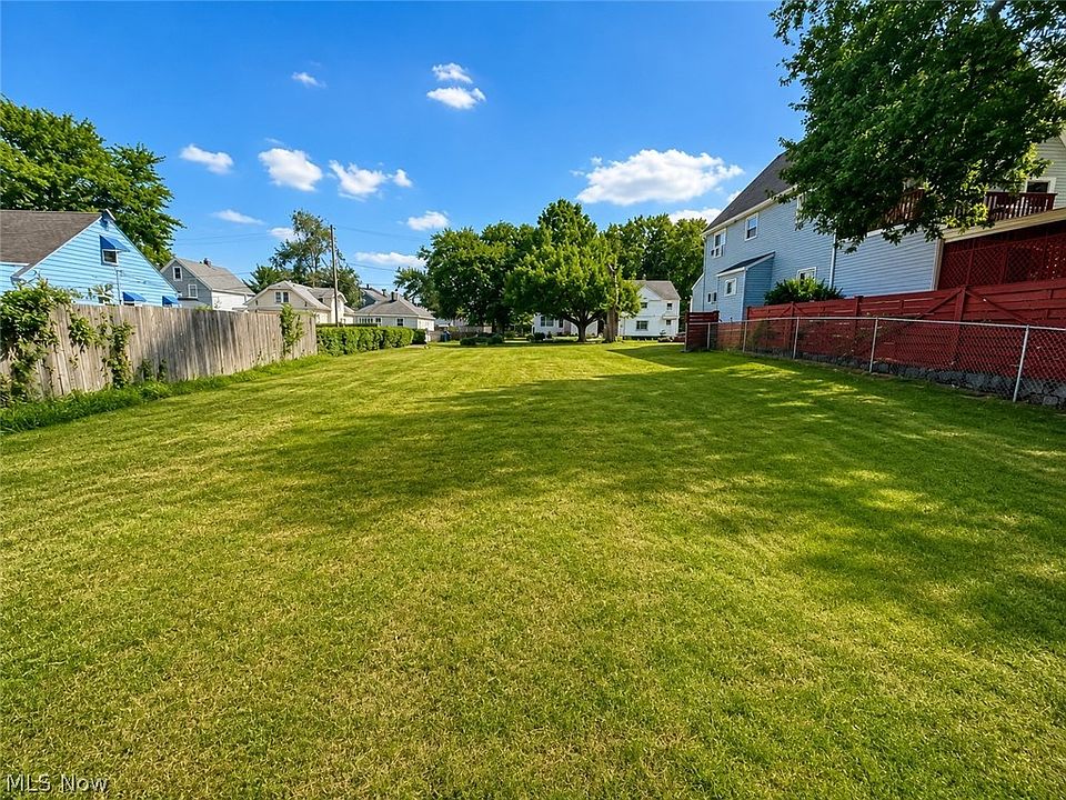 2nd image of 1714 Treadway Ave