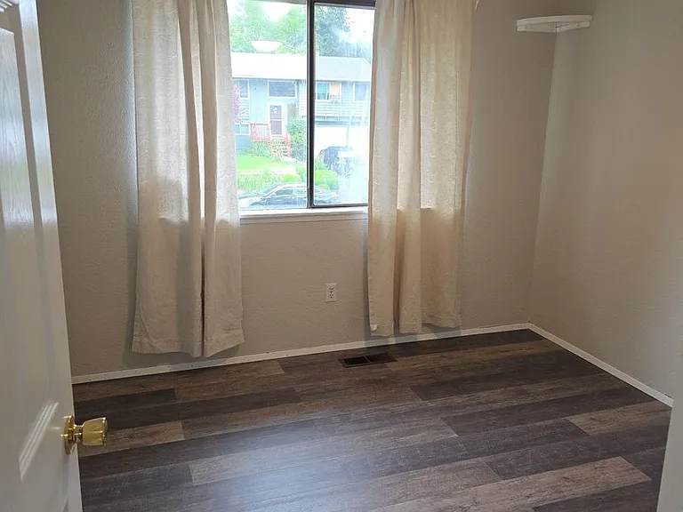 34610 27th Ave SW — Photo 12