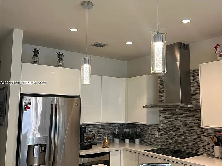 10245 NW 63rd Ter #201 — Photo 9