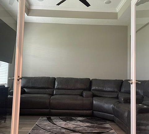 5th image of 4468 Lago Vista Dr