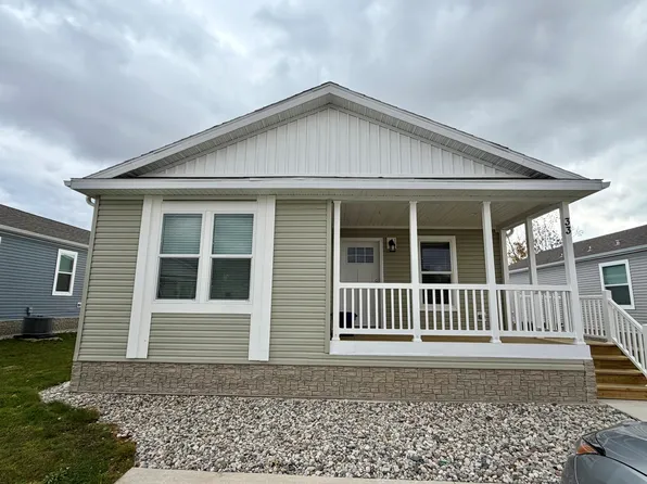 1283 E Ellis Rd #33, Norton Shores, MI 49441