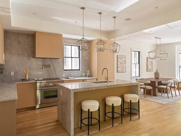 11 Mount Auburn St #11, Cambridge, MA 02138
