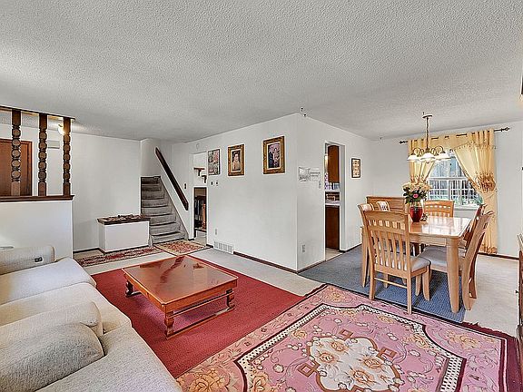 5th image of 11065 Newland St