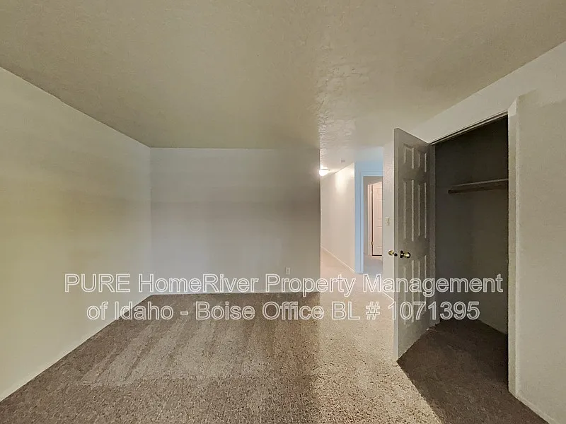 eagle village — Photo 3