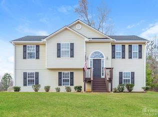 15 Hunters Ridge Ct, Covington, GA 30014
