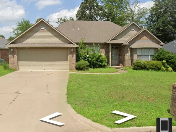 1537 Quebec Dr, Fort Smith, AR 72908