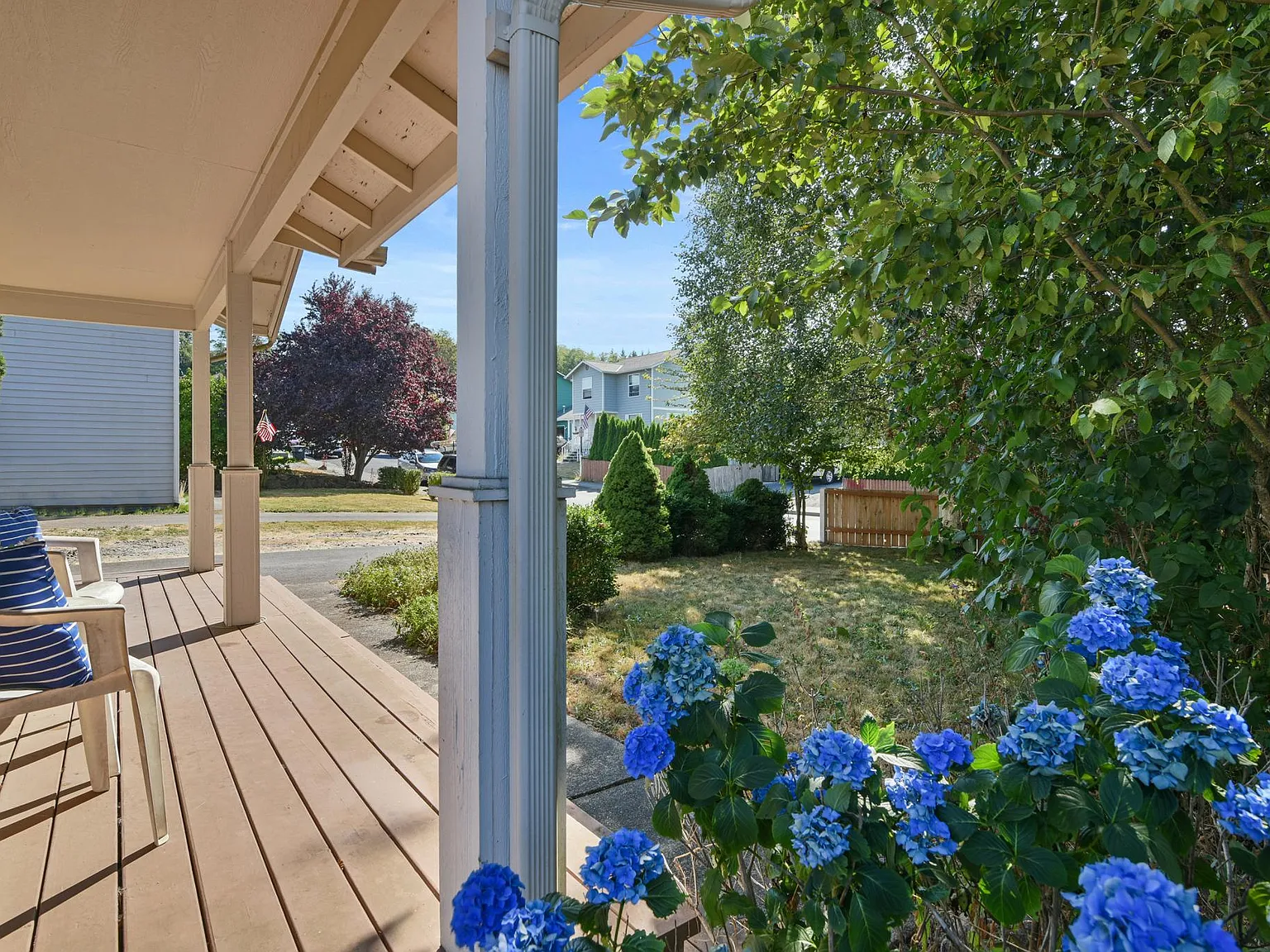 18642 Vaughn Milton Loop NE — Photo 4