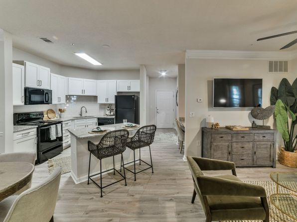 Legends at Charleston Park | 8850 Dorchester Rd, North Charleston, SC