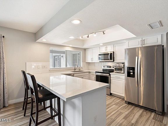 4th image of 5265 E KAREN Drive