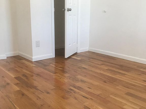3rd image of 156 S 14th Ave #2