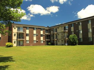 2735 Rice St APT 322, Saint Paul, MN 55113