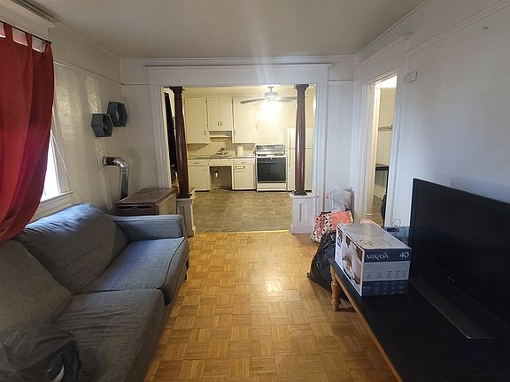 3rd image of 541 W 5th St #11253897