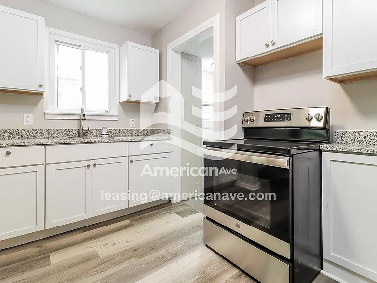 1442858_005_kitchen_13911424.jpg