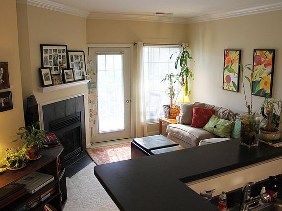 2nd image of 4850 Eisenhower Ave Unit 421