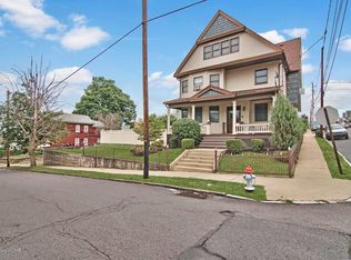 96 Grove St, Wilkes Barre, PA 18702