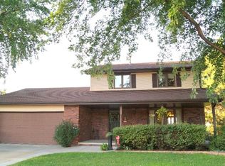 7400 Glynoaks Dr, Lincoln, NE 68516