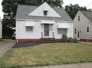 3020 Liggett Dr, Parma, OH 44134