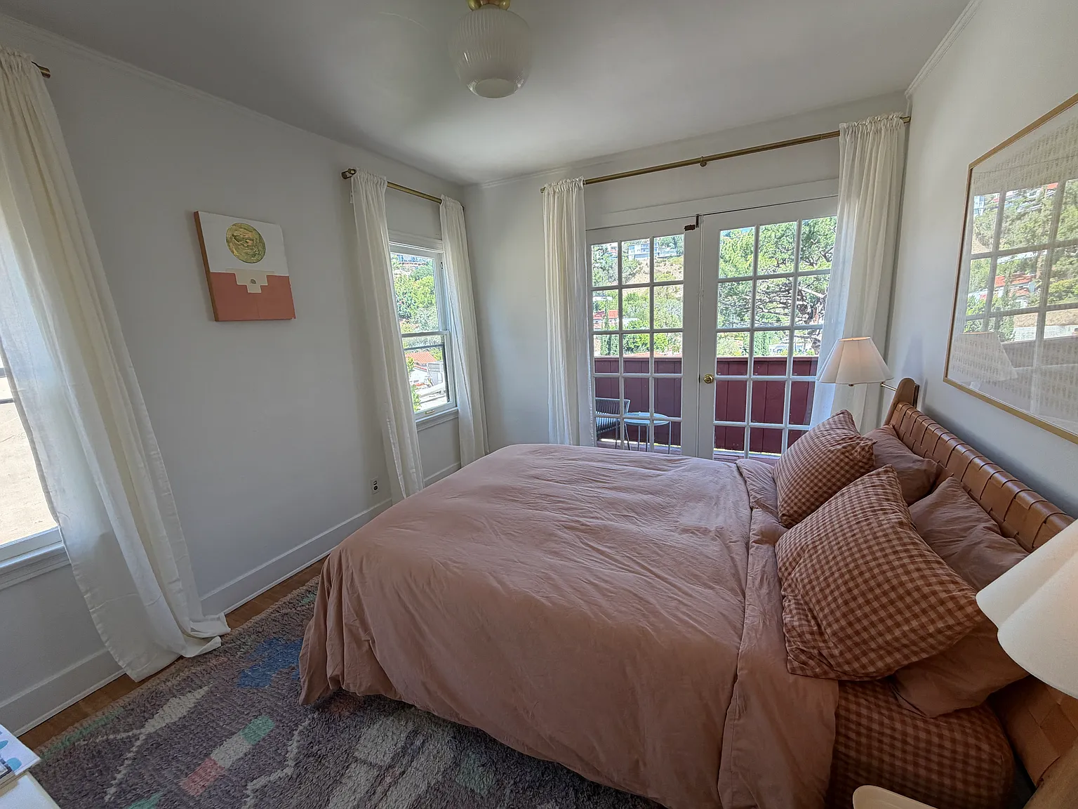 2 bed, 1000 sqft, $6,500 — Photo 2