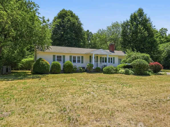 199 Birch Rd, Longmeadow, MA 01106