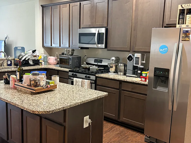 6026 Newington Pl — Photo 3