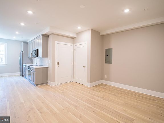 2nd image of 720 N Preston St Unit 2F