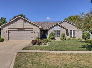 1405 Cobblefield Rd, Champaign, IL 61822