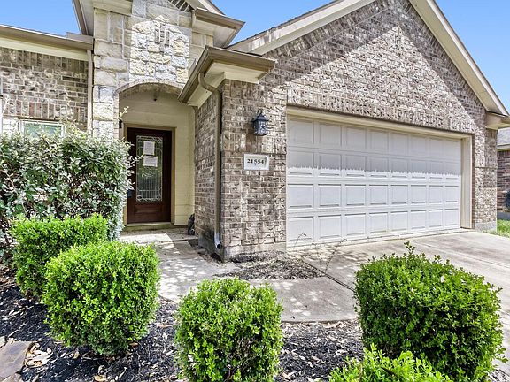 3rd image of 21554 Barrett Knolls Dr