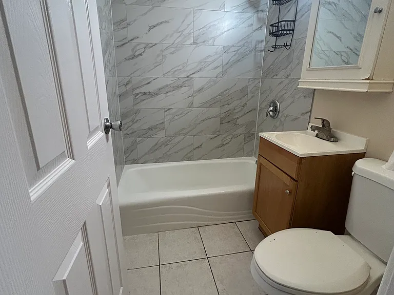 502 E Pine Ave — Photo 6