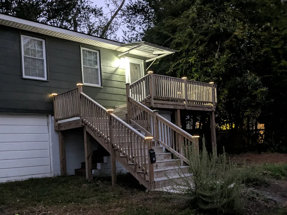 2323B Bonaventure Rd
