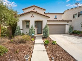 8250 Entrefina Way, Riverside, CA 92508