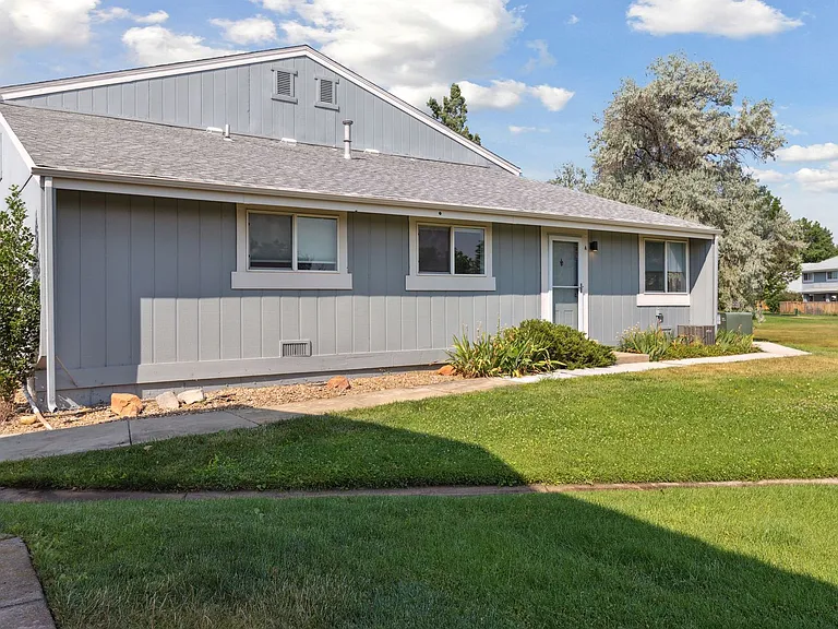 4279 Monroe Dr #A — Photo 7