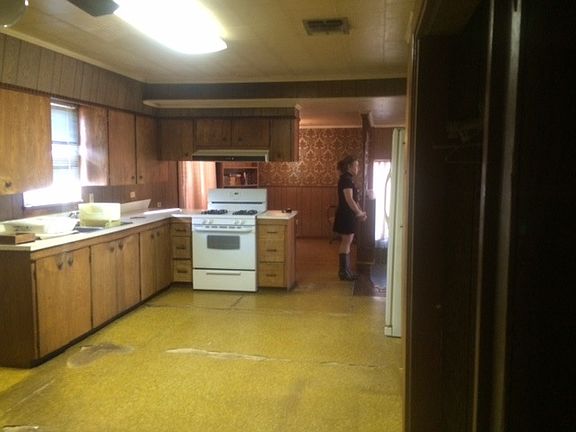 2nd image of 413 Bank Ave