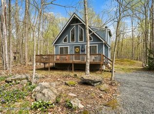 16 Lyman Ln, Gouldsboro, PA