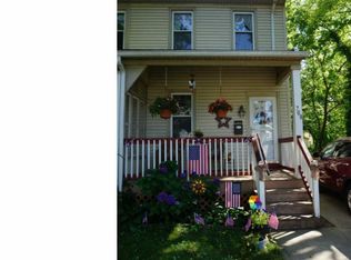 708 Cinnaminson St, Riverton, NJ 08077