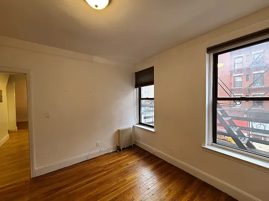 Rented by M.Woods & Associates | media 25