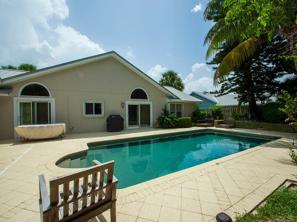 3 bed, 2366 sqft, $5,500 — Photo 2