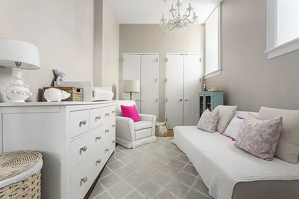 Sold by Compass | media 8